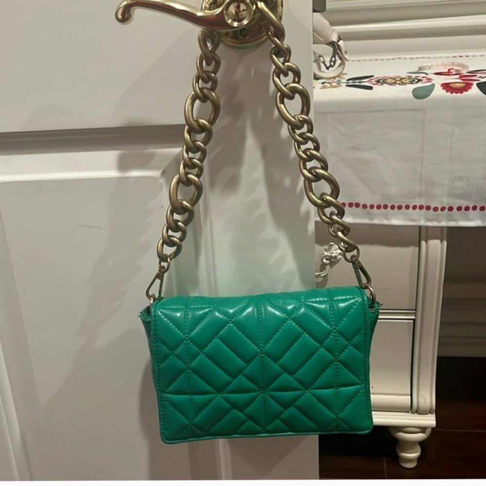 Green Zara mini Bag 8x5 inches with gold handle - Picture 2 of 6